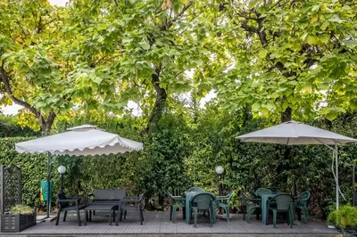 Giardino di B&B Hotel Roy