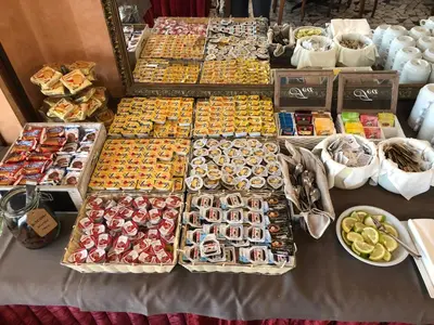 Cibo presso l'hotel o nelle vicinanze