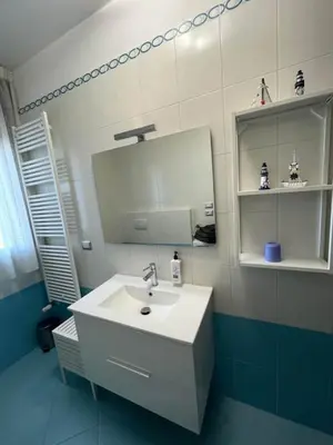 Bagno di Appartamento Mare