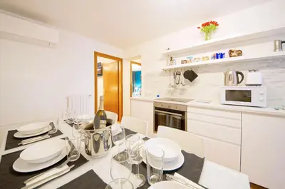 Cucina o angolo cottura di DolceVita Apartments N 500 San Marco