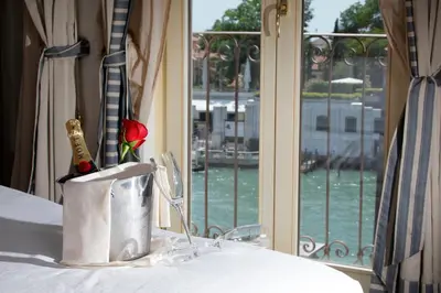 Letto o letti in una camera di Hotel Dei Dragomanni