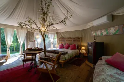 Letto o letti in una camera di Glamping Canonici di San Marco