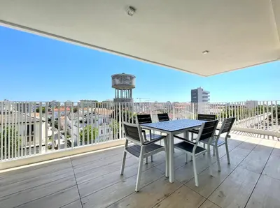 Balcone o terrazza di BLU HOMES - Carraro Immobiliare - Family Apartments