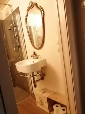 Bagno di Monolocale nell'antica zona del Ghetto.