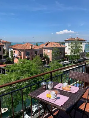 Balcone o terrazza di Fido Home with Lagoon View