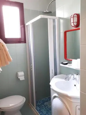 Bagno di Hotel Villa Dina