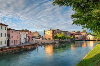 Vista sul fiume nelle vicinanze dell'hotel