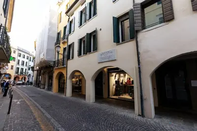 Il quartiere o una zona nella vicinanze dell'appartamento