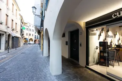 Il quartiere o una zona nella vicinanze dell'appartamento