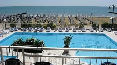 Vista generica sul mare o vista sul mare dall'interno dell'hotel