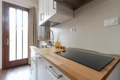 Cucina o angolo cottura di Monolocale - Piano terra - Ingresso indipendente