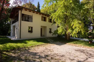 Edificio in cui si trova la villa