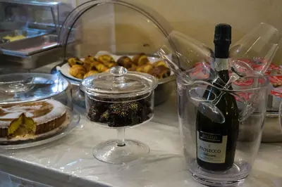 Cibo presso l'hotel o nelle vicinanze