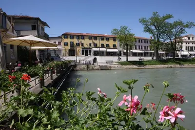 Vista sul fiume nelle vicinanze dell'hotel