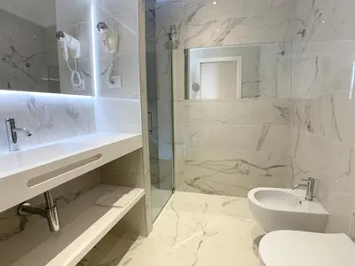 Bagno di Hotel Beau Rivage Pineta