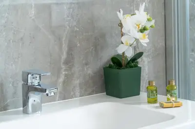 Bagno di Bright Apartment On Venetian Roofs R&R