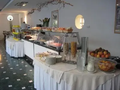 Cibo presso l'hotel o nelle vicinanze