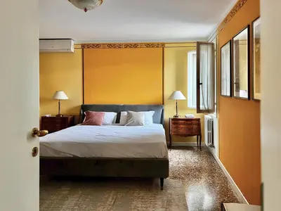 Letto o letti in una camera di Apartment with view in Venice, Arsenale.