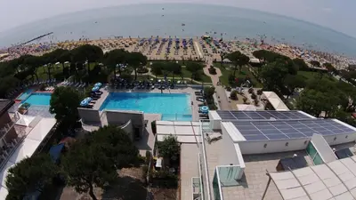 Piscina di Park Hotel Ermitage Resort & Spa o nelle vicinanze