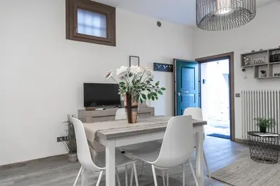 TV o dispositivi per l'intrattenimento presso Ca' Latina - Cozy home in pieno centro storico