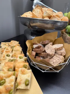 Cibo presso l'hotel o nelle vicinanze