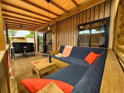 Area soggiorno di Estivo Premium Deluxe mobile homes on Camping Malibu Beach