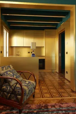 Cucina o angolo cottura di Dimora San Trovaso Stylish Four-Bedroom House in Venice