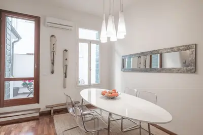 Planimetria di GuestHost - Piazza delle Erbe Central Apartment