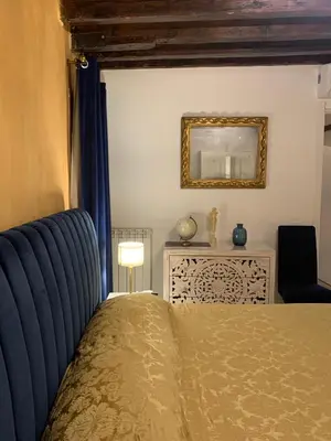 Letto o letti in una camera di LN HOMES VENICE - Biennale Garden