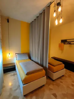 Letto o letti in una camera di Zeljko's luxury hostel