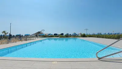 Piscina di Residence Apollo - Home Immobiliare Jesolo o nelle vicinanze