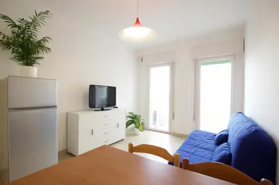 TV o dispositivi per l'intrattenimento presso Sunny - Home Immobiliare Jesolo