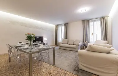 Area soggiorno di Scaleter - a fine luxury apartment in Palazzo with canal view