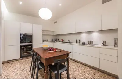Cucina o angolo cottura di Scaleter - a fine luxury apartment in Palazzo with canal view