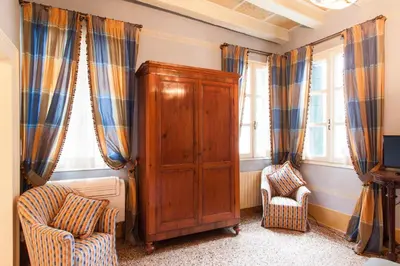 TV o dispositivi per l'intrattenimento presso Explore Venice from a Sophisticated Hideaway in San Polo