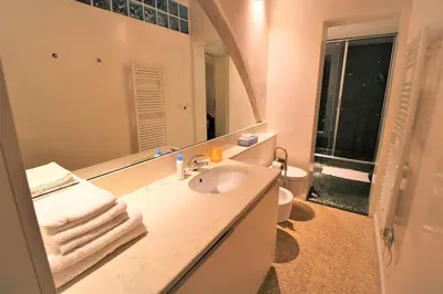 Bagno di San Marco charming apartment with canal view