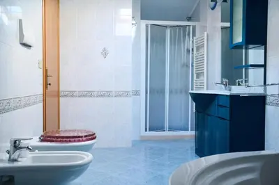 Bagno di Appartamento Olimpia-Centralissimo-Pochi passi dal mare