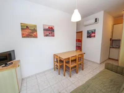 Cucina o angolo cottura di Apartment Casa Marina-2 by Interhome