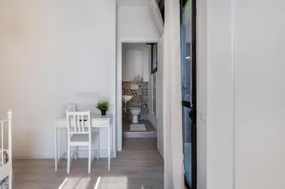 Planimetria di GuestHost - Family & Friends Rooms