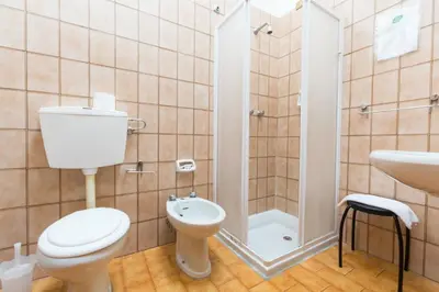 Bagno di Albergo Dalla Mena