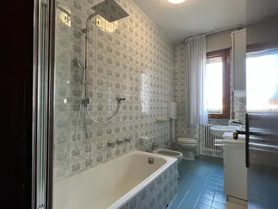 Bagno di Blue Rosa Flat
