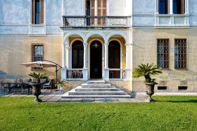 Giardino di Villa Liberty Venezia - DIMORA STORICA vicino Venezia - Jacuzzi, gardens, parking