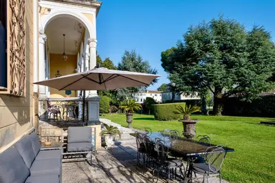 Giardino di Villa Liberty Venezia - DIMORA STORICA vicino Venezia - Jacuzzi, gardens, parking