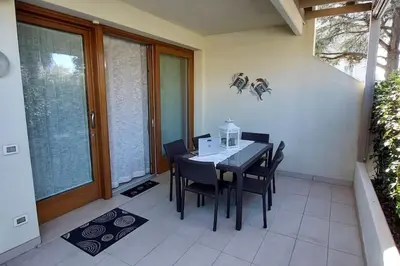 Patio o area all'aperto di Residence Jesolo Lido centro con piscina