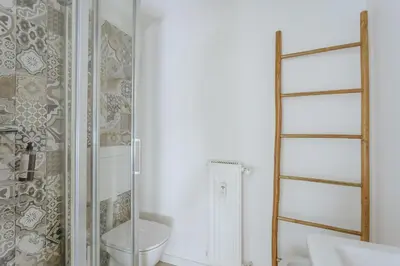 Bagno di Yourbanflat Clock Tower 2