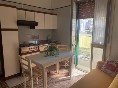 Cucina o angolo cottura di FOSCOLO Sunset House