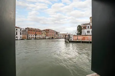 Vista sul fiume nelle vicinanze dell'appartamento