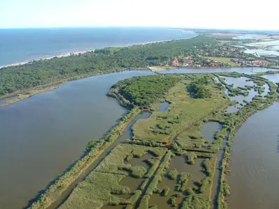 Paesaggio naturale nelle vicinanze della villa