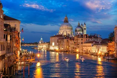 Vista sul fiume nelle vicinanze dell'appartamento